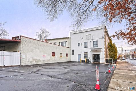 574 Campbell Avenue West Haven CT 06516