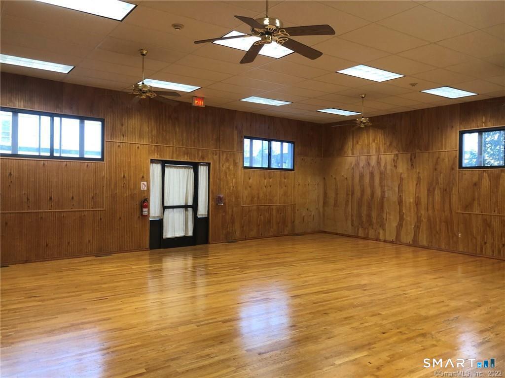 574 Campbell Avenue West Haven CT 06516