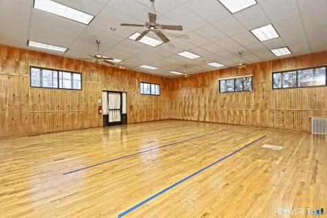574 Campbell Avenue West Haven CT 06516