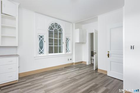 350 Farmington Avenue Hartford CT 06105