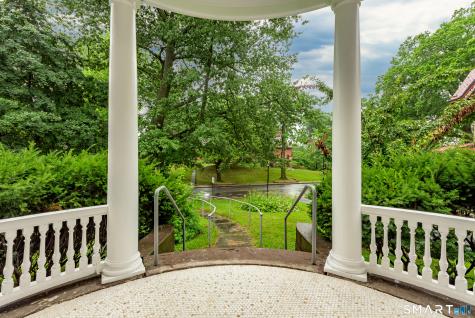 350 Farmington Avenue Hartford CT 06105