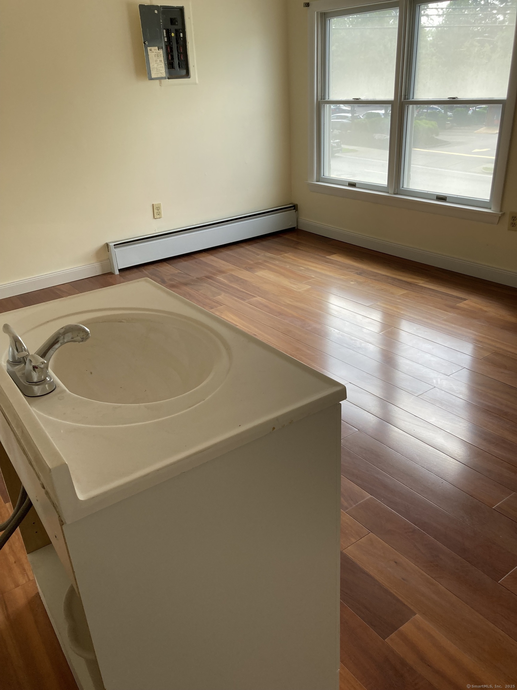 531 West Main Street Norwich CT 06360