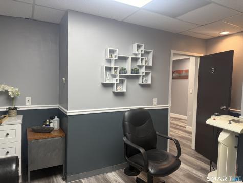171 Grandview Avenue Waterbury CT 06708