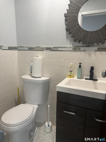 171 Grandview Avenue Waterbury CT 06708