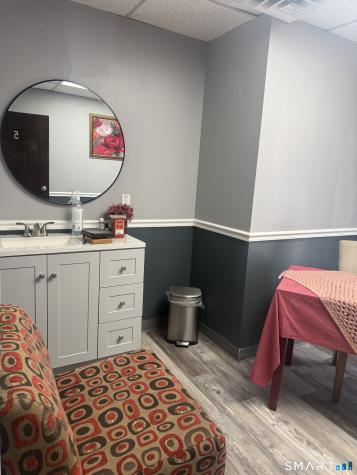 171 Grandview Avenue Waterbury CT 06708