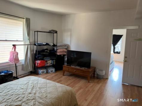 2212 Main Street Bridgeport CT 06606