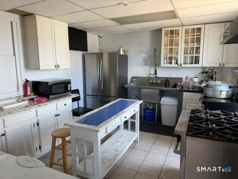 2212 Main Street Bridgeport CT 06606