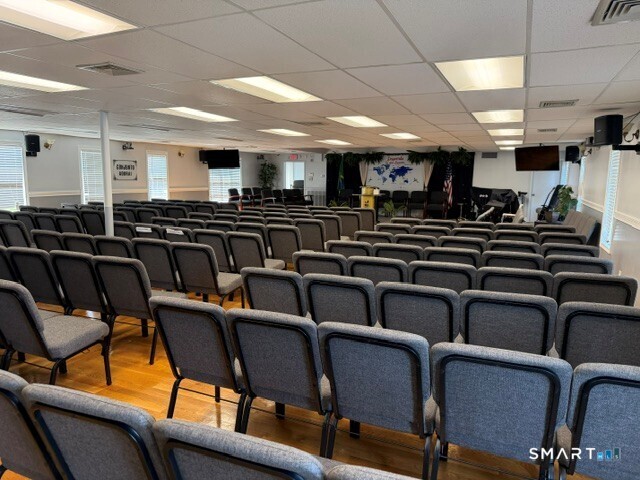 2212 Main Street Bridgeport CT 06606