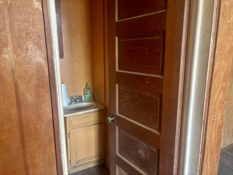 18 Central Avenue Norwich CT 06360