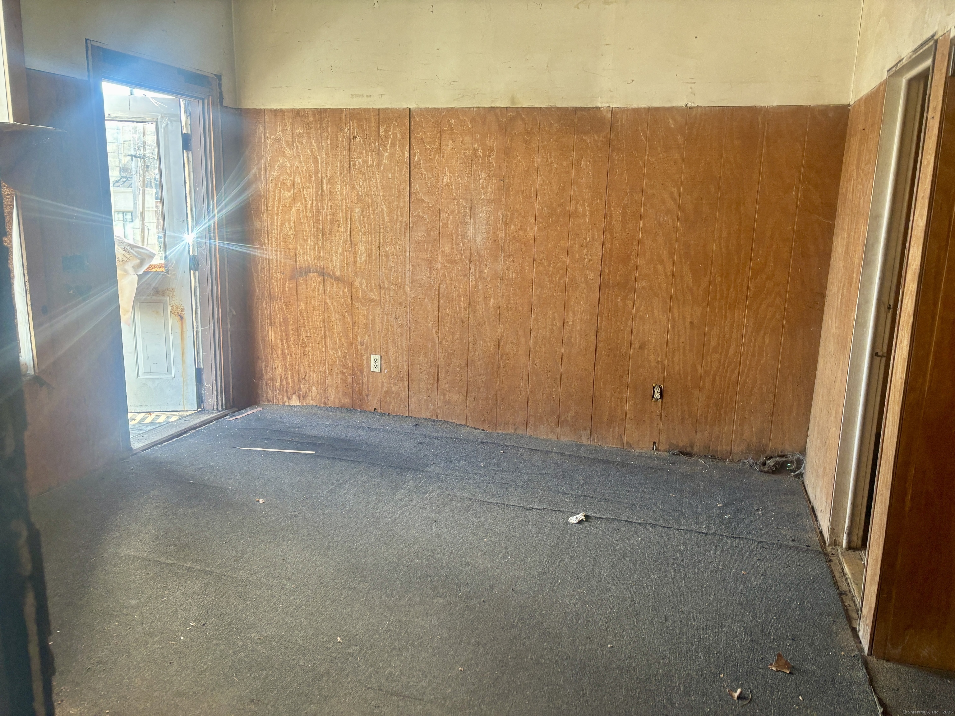 18 Central Avenue Norwich CT 06360