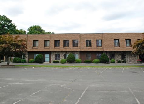 304 Federal Road Brookfield CT 06804