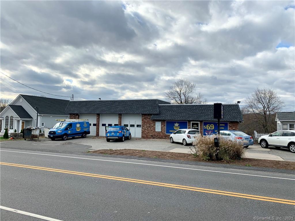 48 Pembroke Road Danbury CT 06811