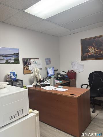100 Halls Road Old Lyme CT 06371