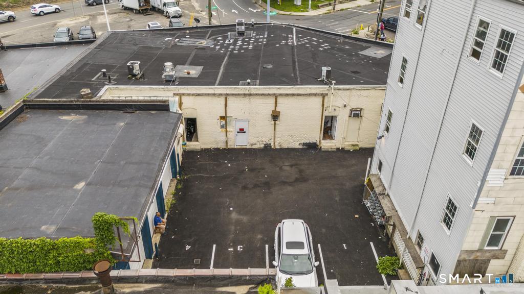 872 Bank Street Waterbury CT 06708
