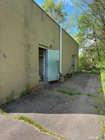 72 Granby Street Bloomfield CT 06002