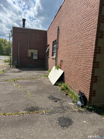 72 Granby Street Bloomfield CT 06002