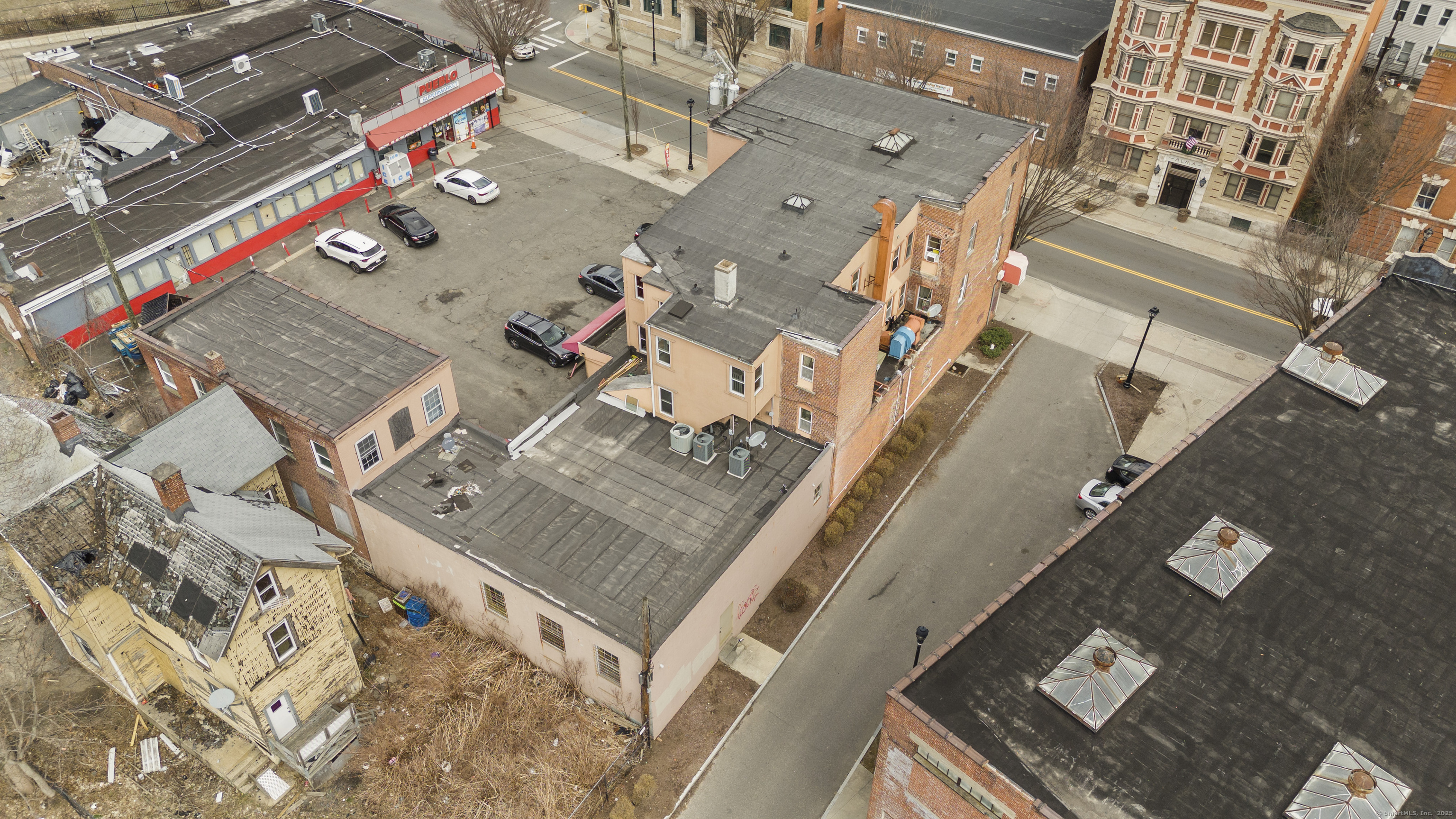 33 & 39 Willow Street Waterbury CT 06710