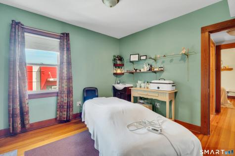 710 East Main Street Meriden CT 06450