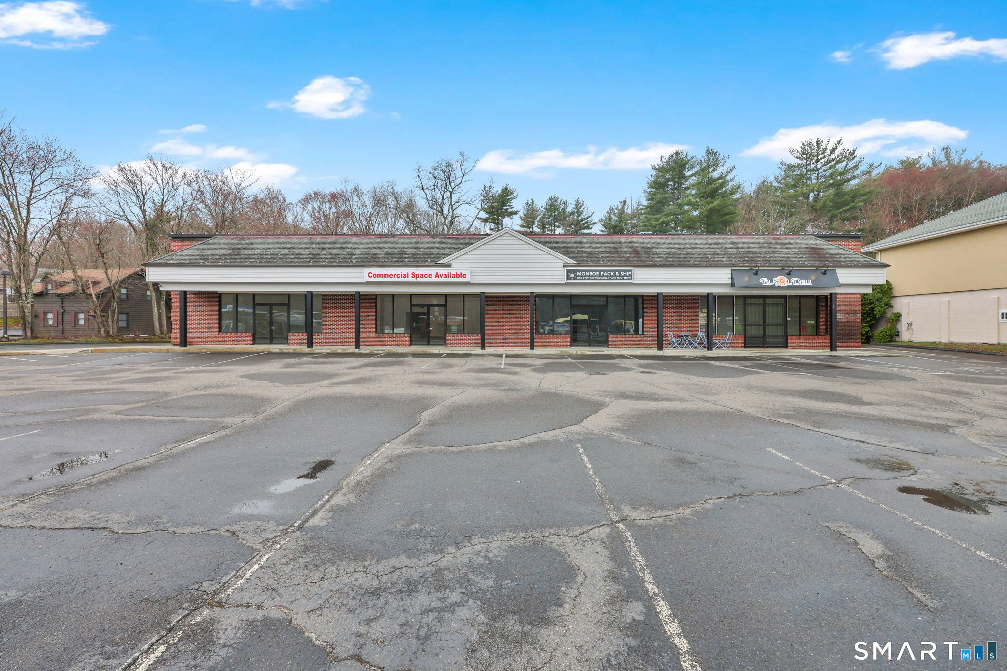 179 Main Street Monroe CT 06468