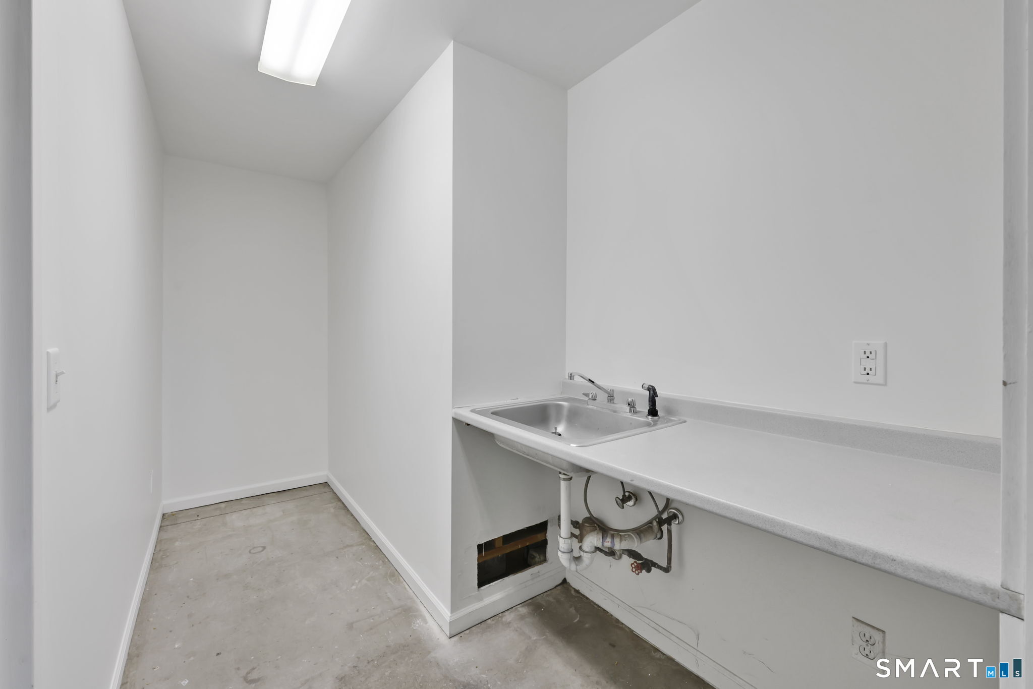 179 Main Street Monroe CT 06468
