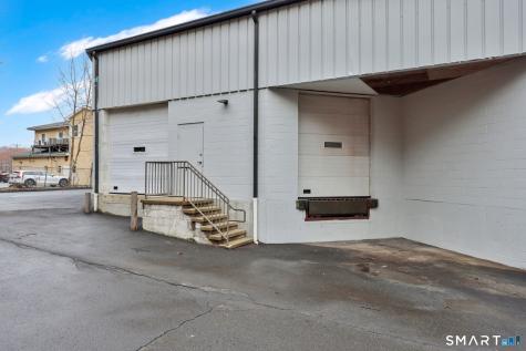 179 Main Street Monroe CT 06468