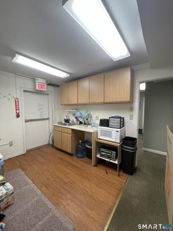 567 Vauxhall Street Waterford CT 06385