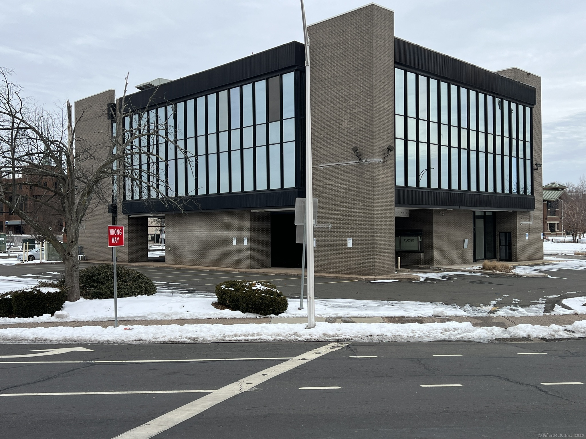 43 East Main Street Meriden CT 06450