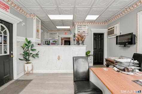 385 New Park Avenue Hartford CT 06106