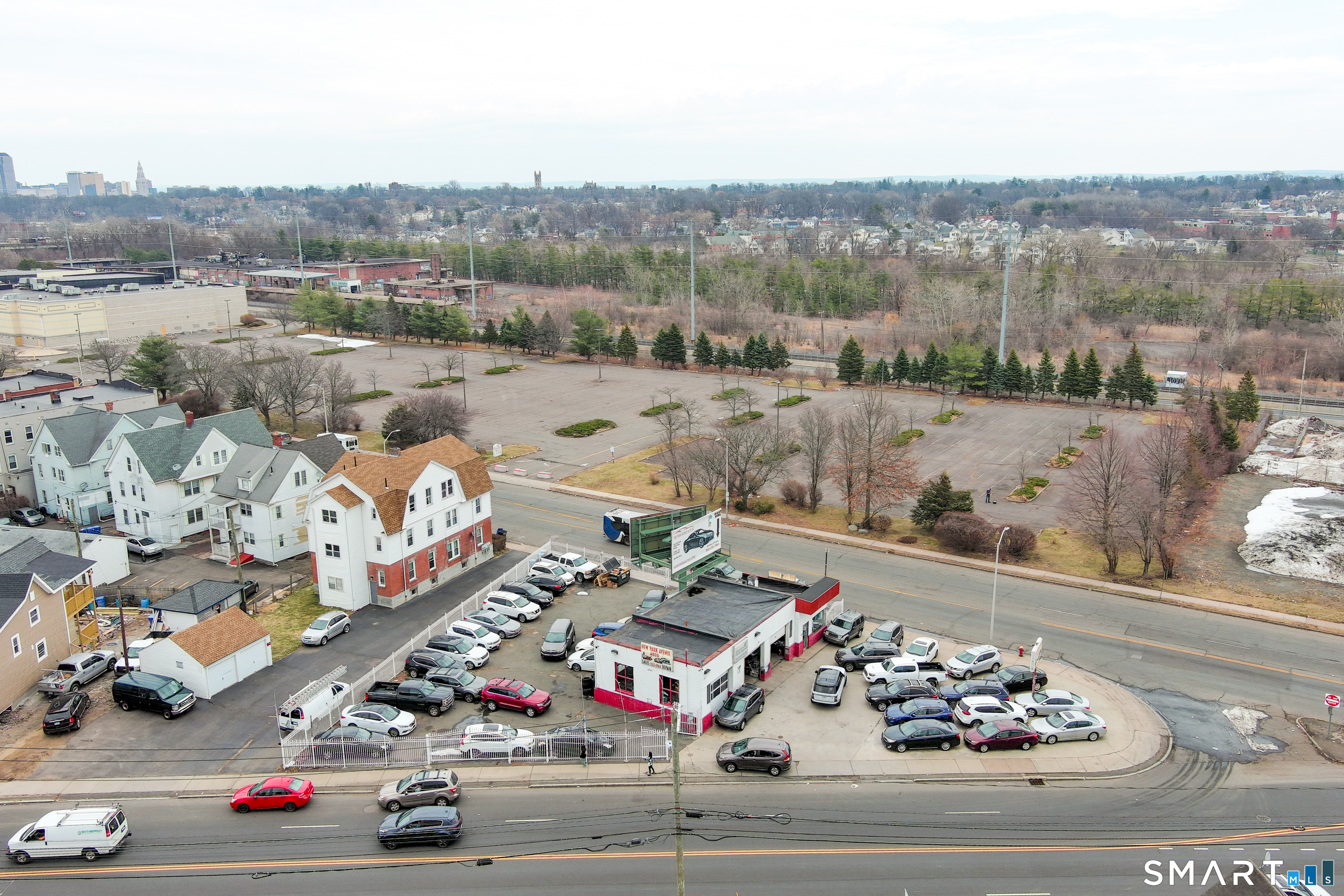 385 New Park Avenue Hartford CT 06106