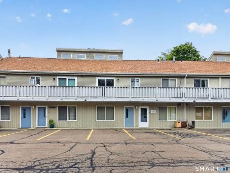 2514 Boston Post Road Guilford CT 06437