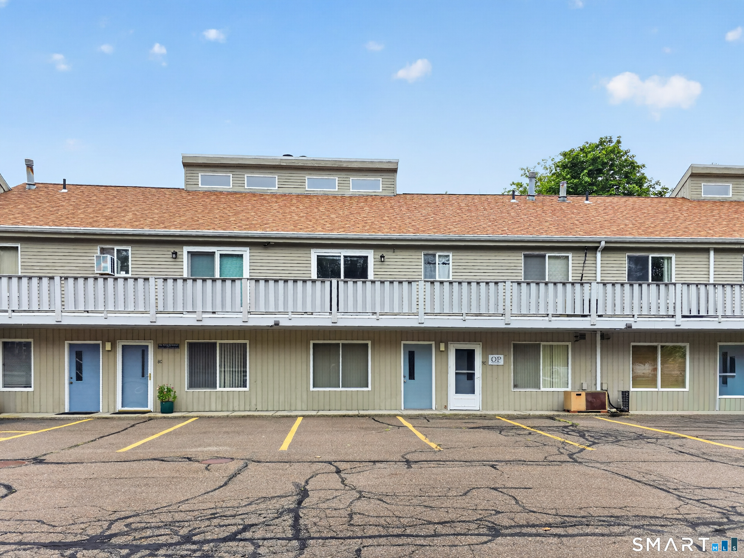2514 Boston Post Road Guilford CT 06437