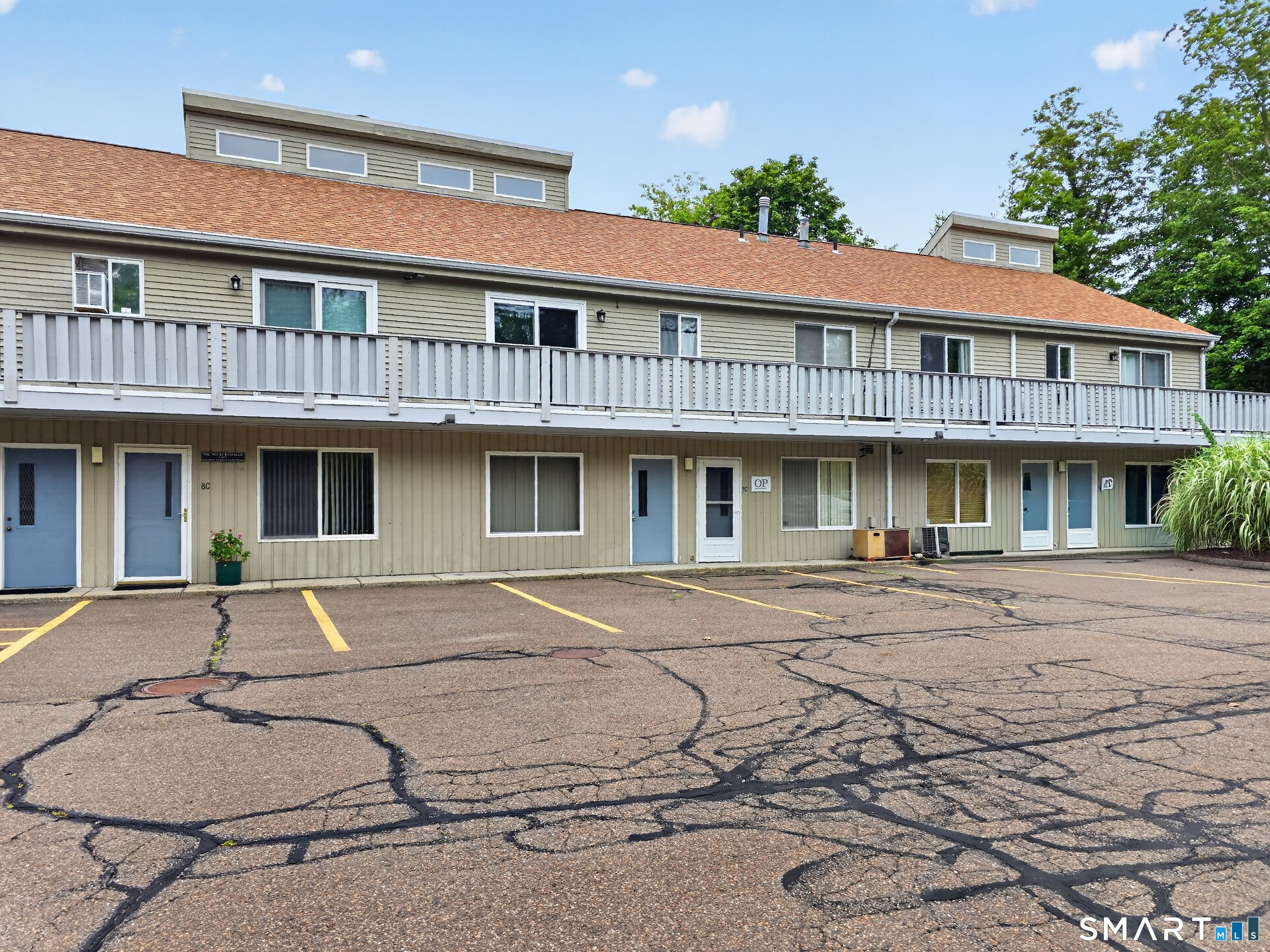 2514 Boston Post Road Guilford CT 06437