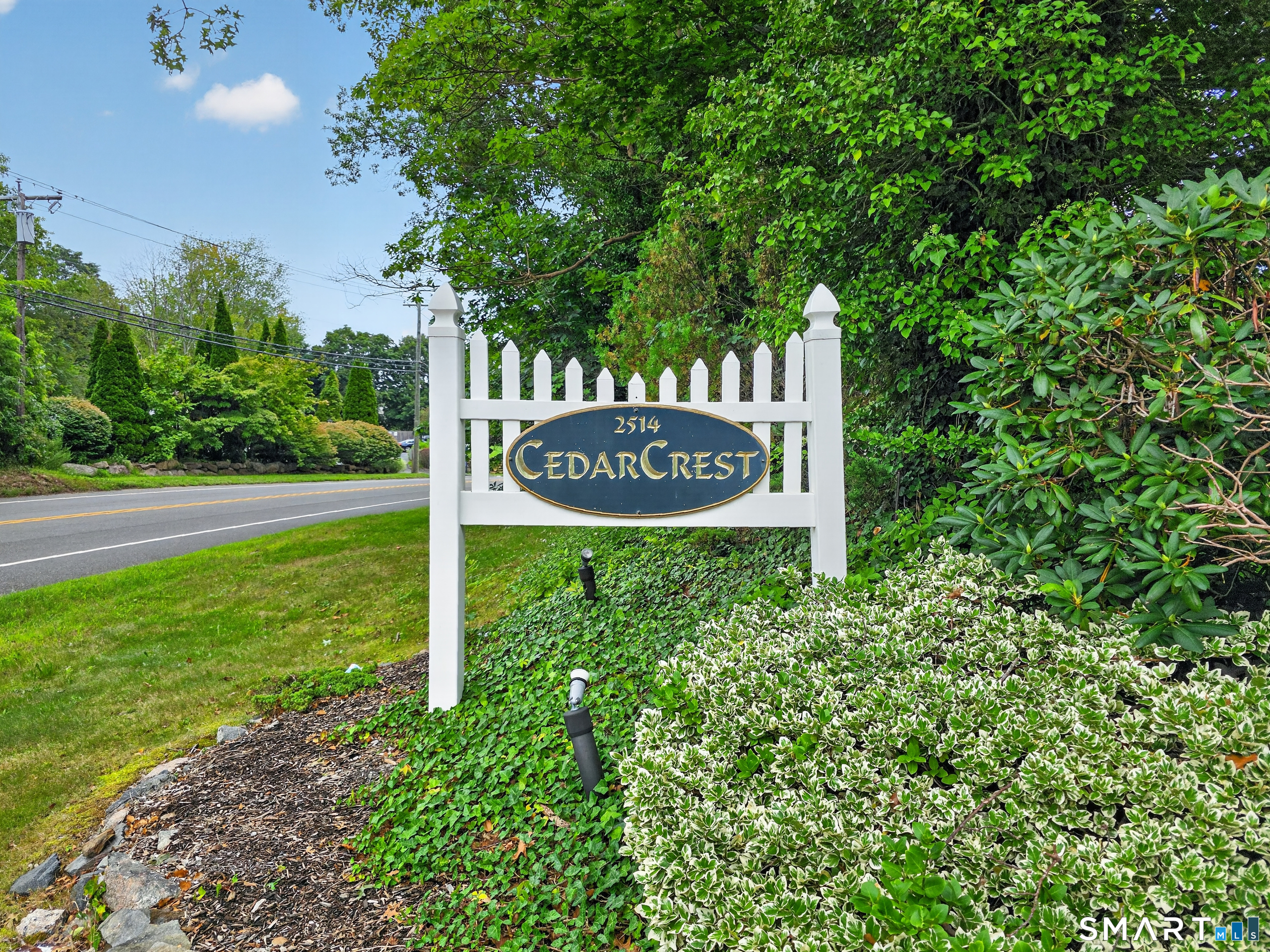 2514 Boston Post Road Guilford CT 06437