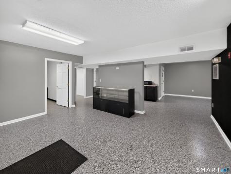 2514 Boston Post Road Guilford CT 06437
