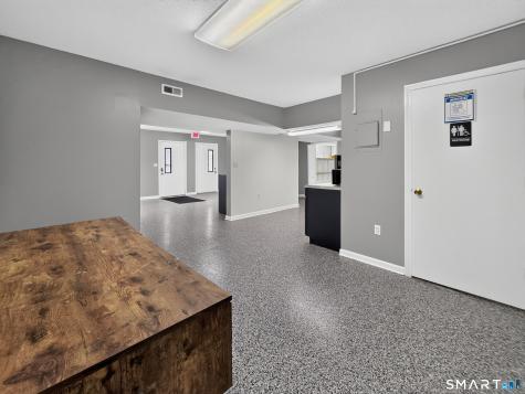 2514 Boston Post Road Guilford CT 06437