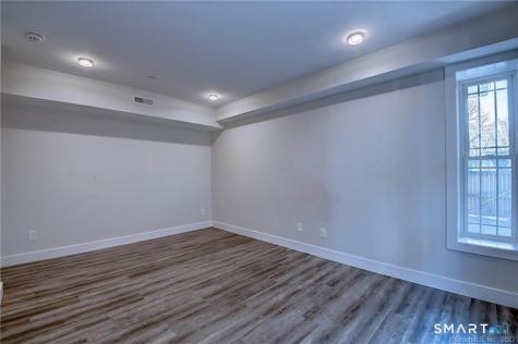 202 Park Road West Hartford CT 06119