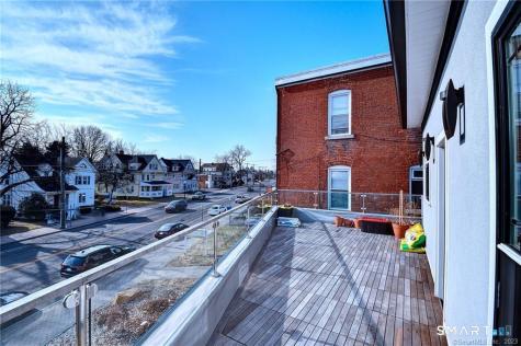 202 Park Road West Hartford CT 06119