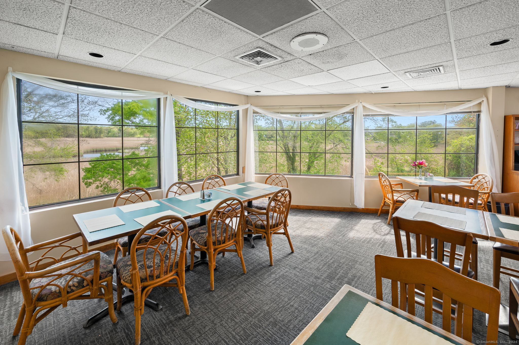 19 Halls Road Old Lyme CT 06371