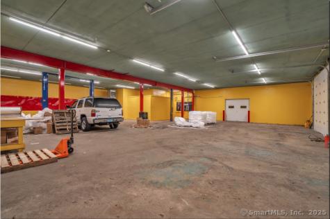 8 Route 80 Killingworth CT 06419