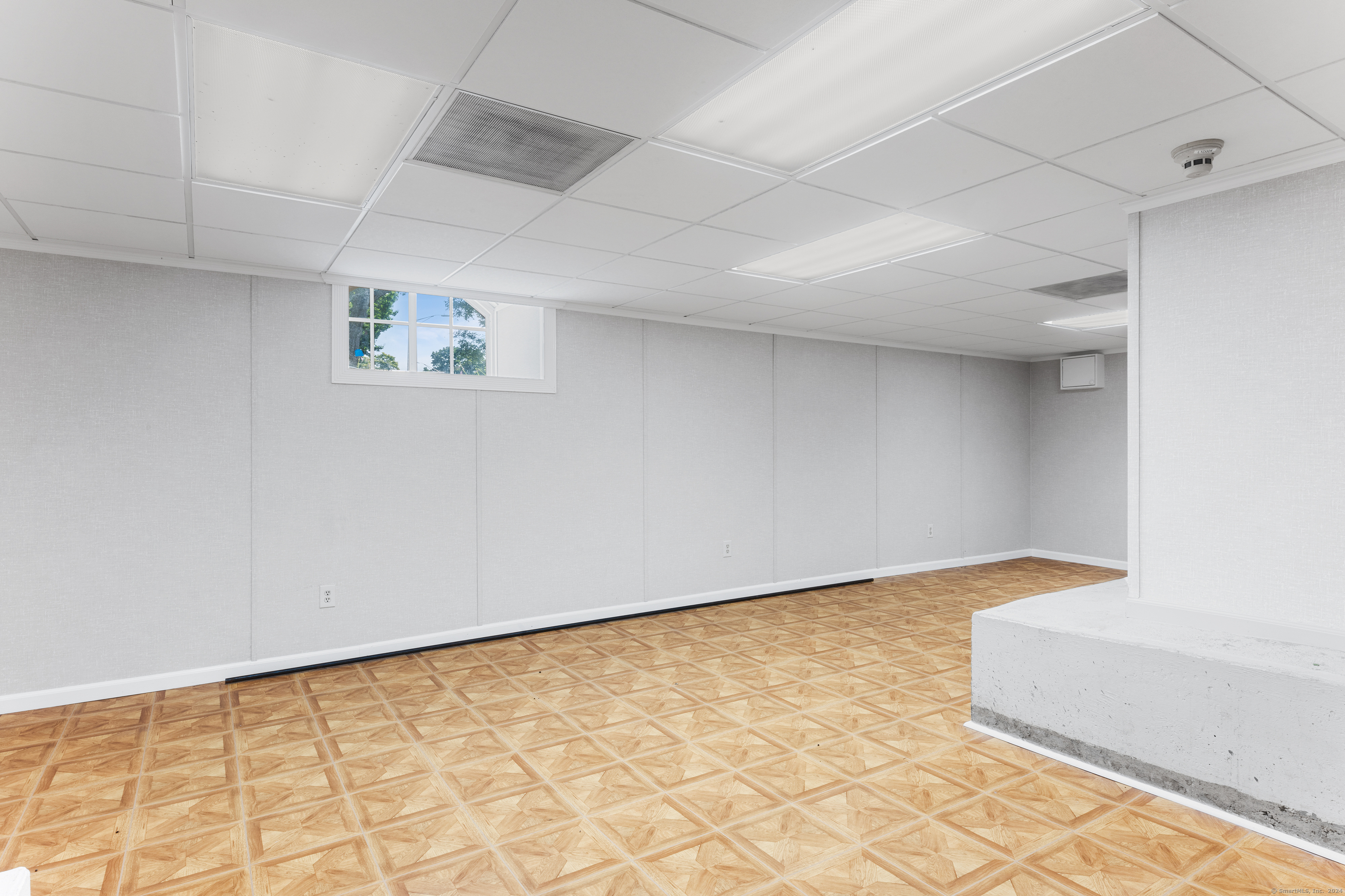 136 East Main Street Meriden CT 06450
