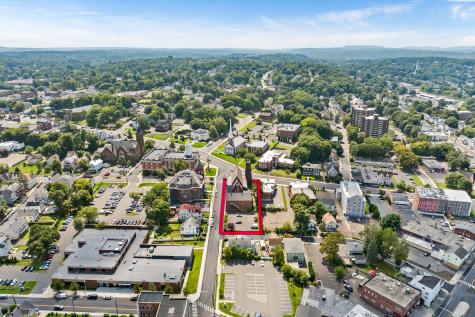 136 East Main Street Meriden CT 06450