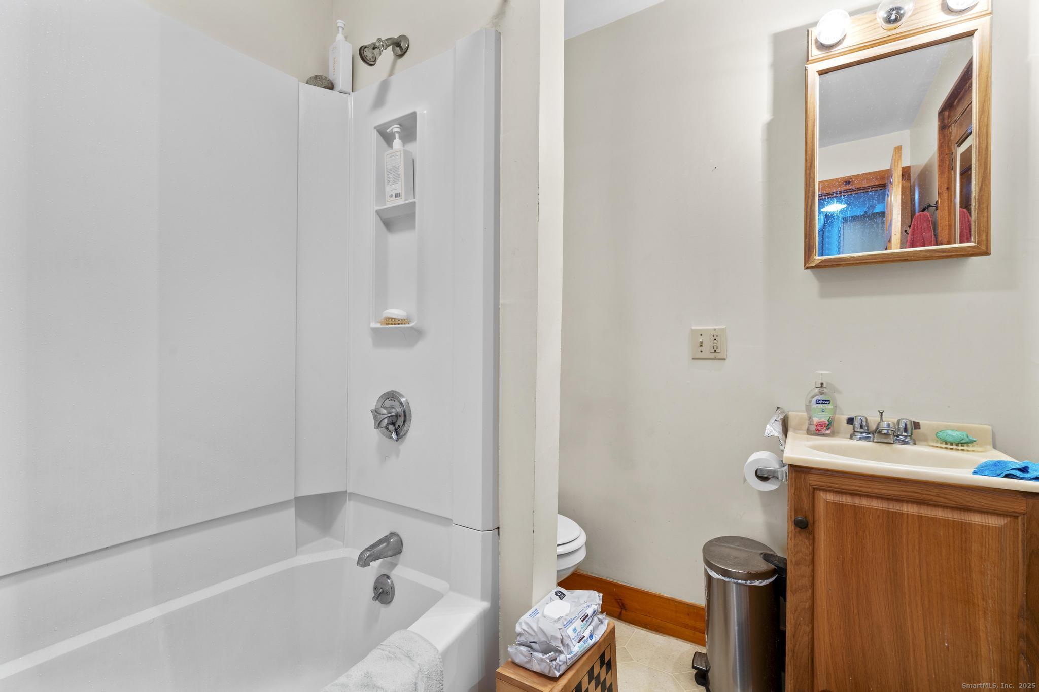 170 Main Street Deep River CT 06417