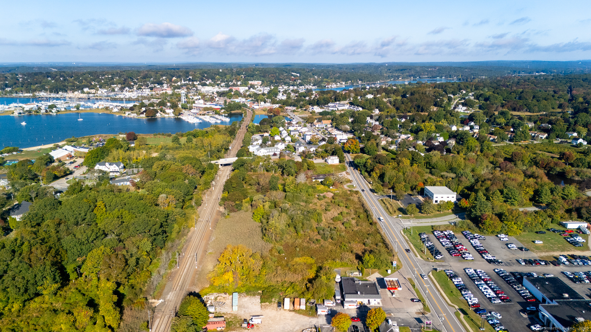 16 Stonington Road Stonington CT 06379