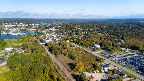 16 Stonington Road Stonington CT 06379