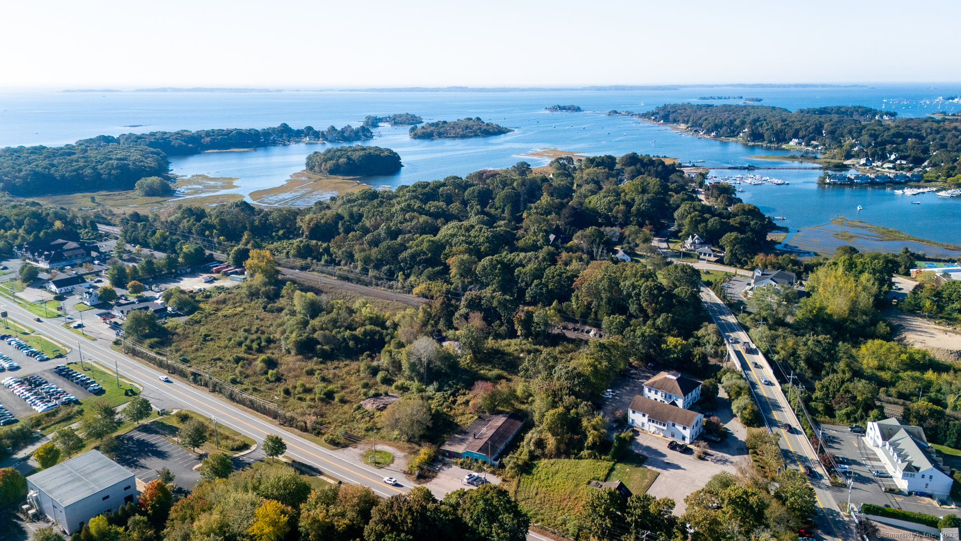 16 Stonington Road Stonington CT 06379