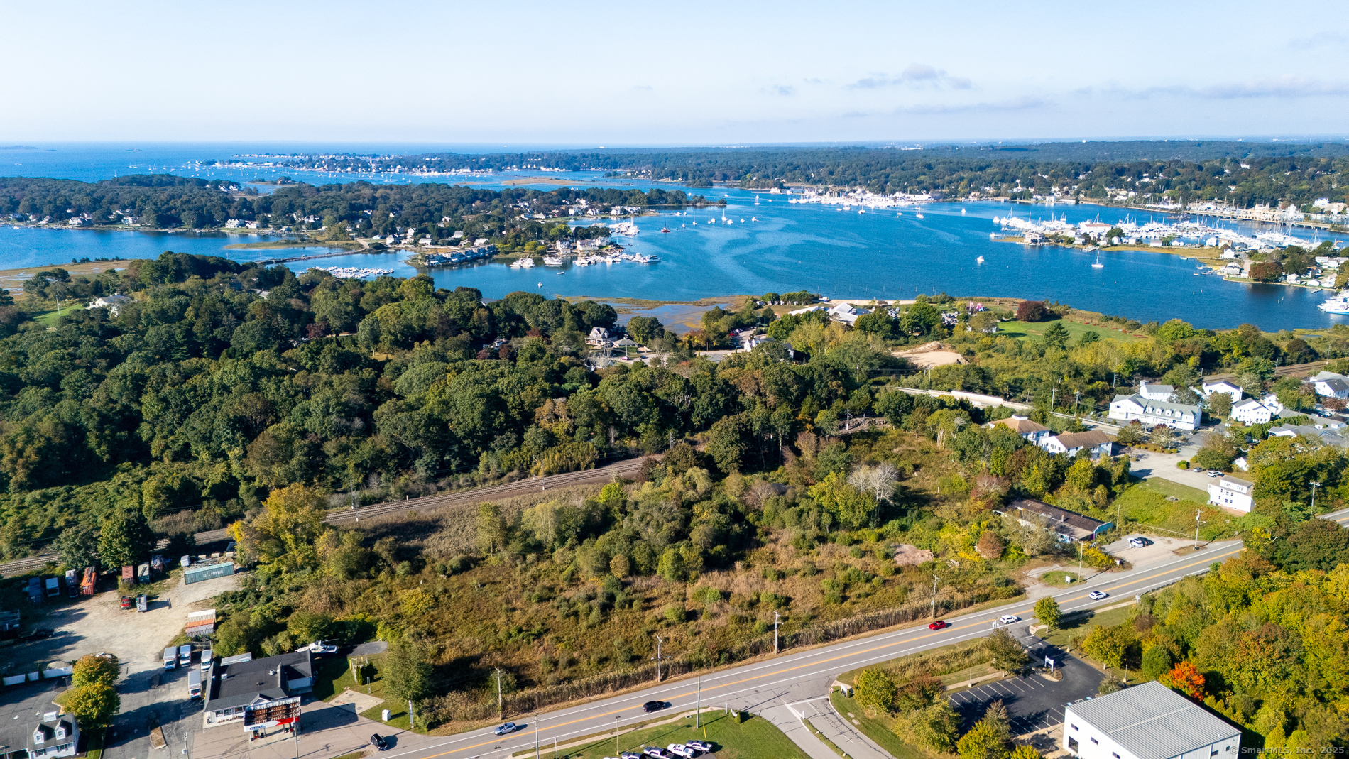 16 Stonington Road Stonington CT 06379