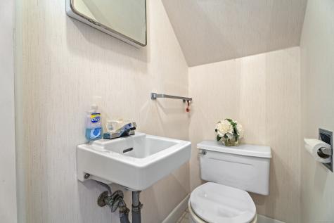 32 East Main Street Stonington CT 06355