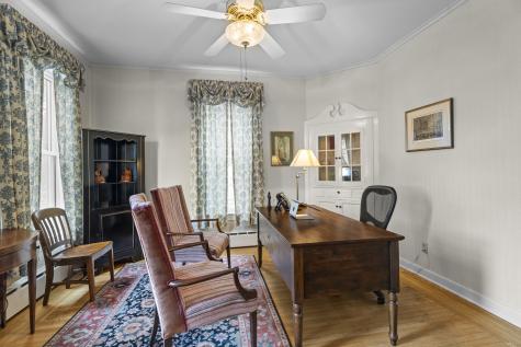 32 East Main Street Stonington CT 06355