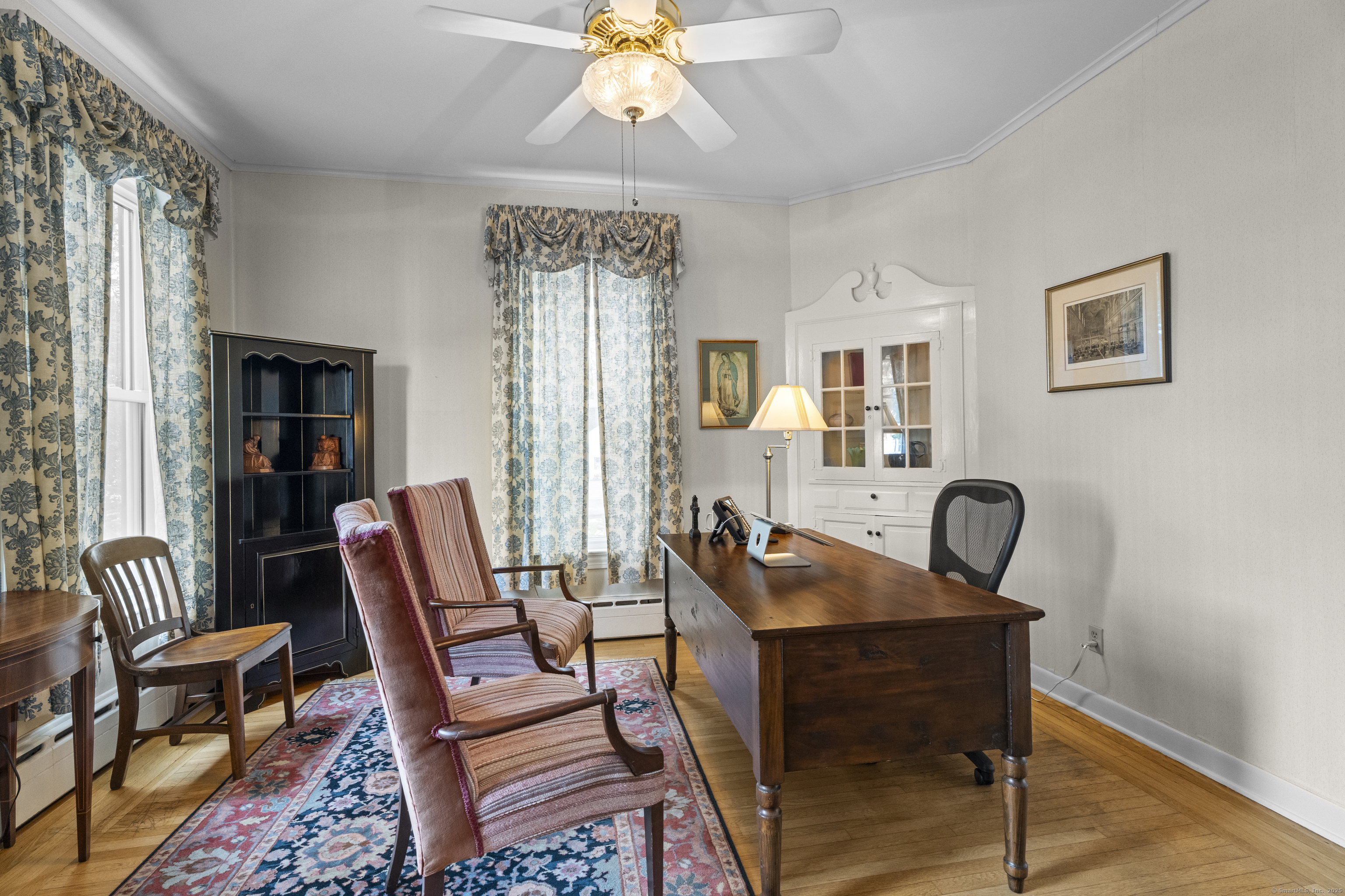 32 East Main Street Stonington CT 06355