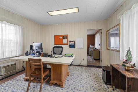 32 East Main Street Stonington CT 06355